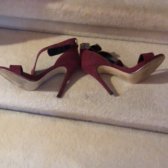 Call it Spring RED spiked heel microfibre dress shoes size 8.❤️. - Picture 6 of 7